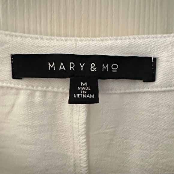 Gibson White Button-Up Blouse - Picture 2 of 7